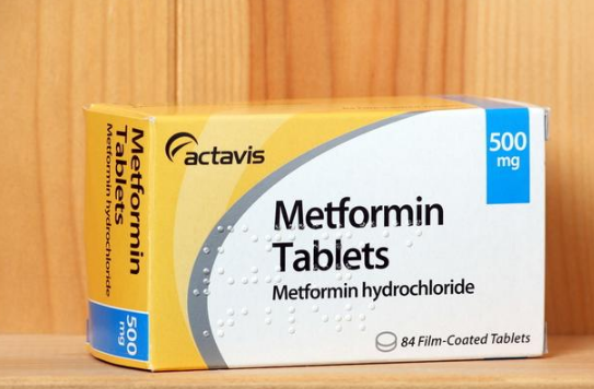 糖尿病人长期吃二甲双胍,对肝肾功能有没有影响?