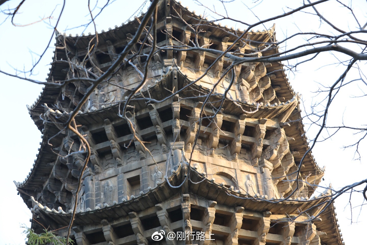 泉州开元寺东、西两塔是中国最高也是最大的一对石塔|石塔|建筑|泉州开元寺_新浪新闻