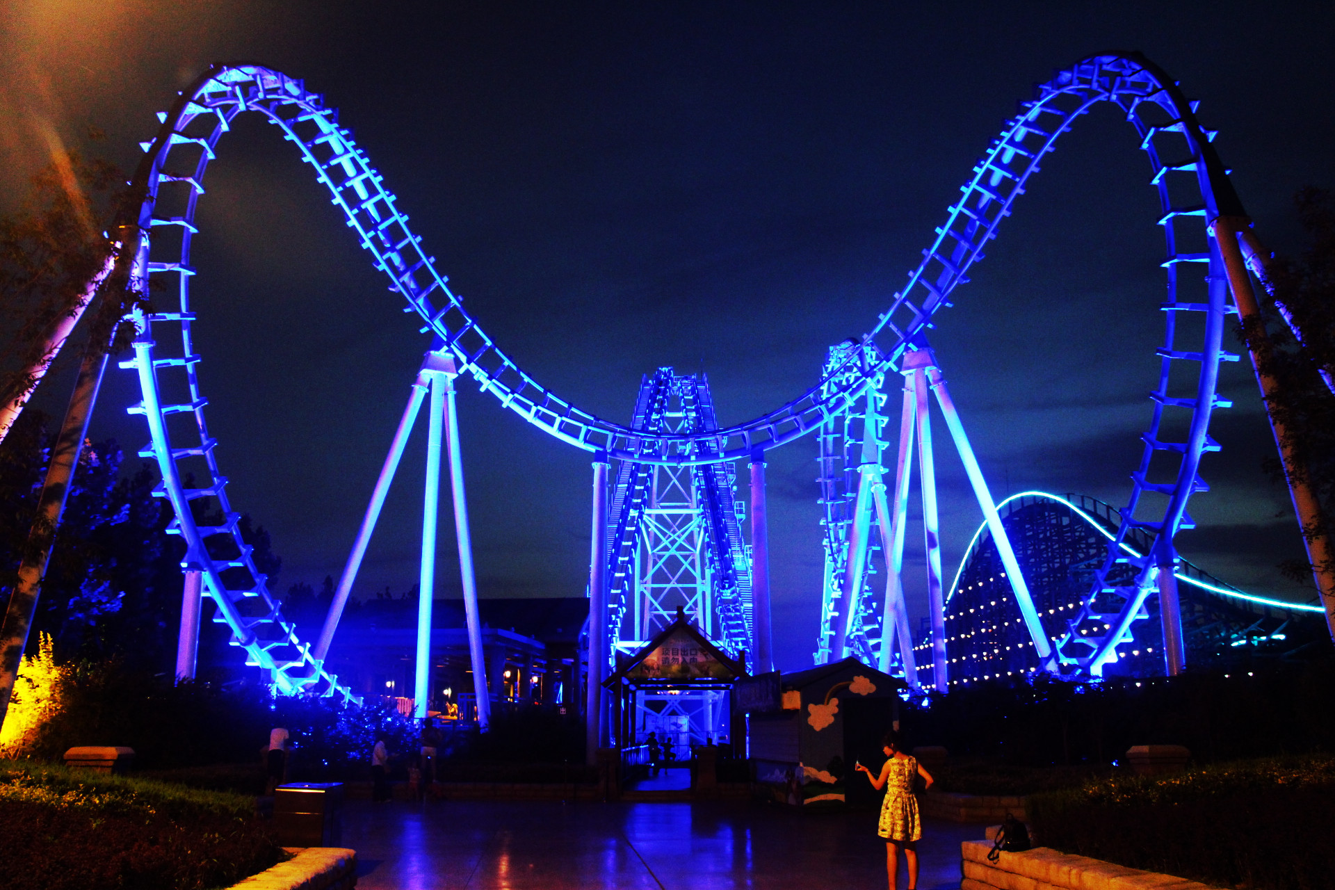 没什么,就是过来送个门票福利:济南方特七夕夜场门票,记住