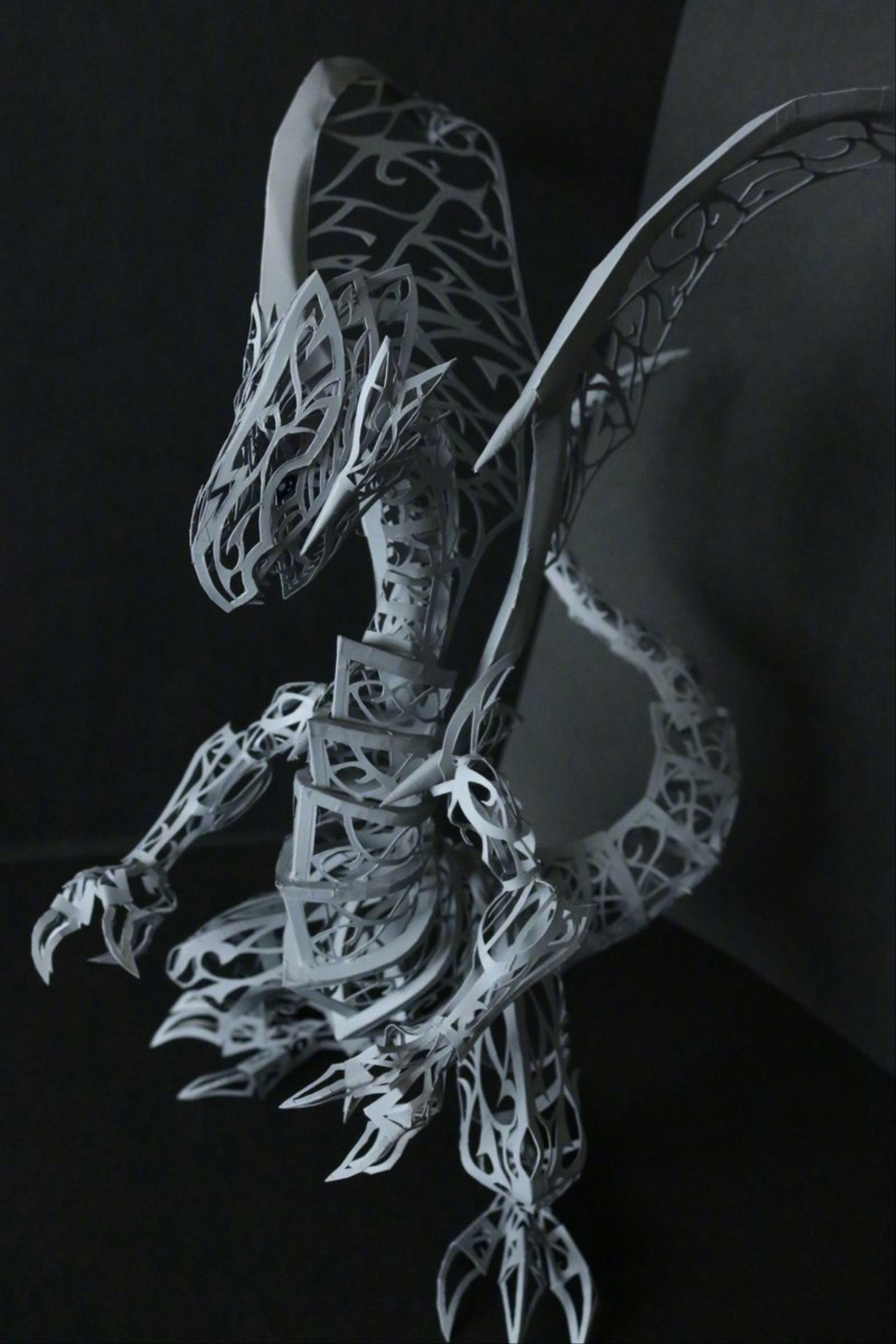 网友制作精美立体纸雕青眼白龙点睛欲飞战力爆表晴季