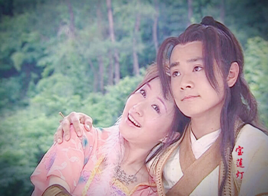 曹骏在《宝莲灯》中,扮演的是沉香的角色,所以他出演了这部电视剧后