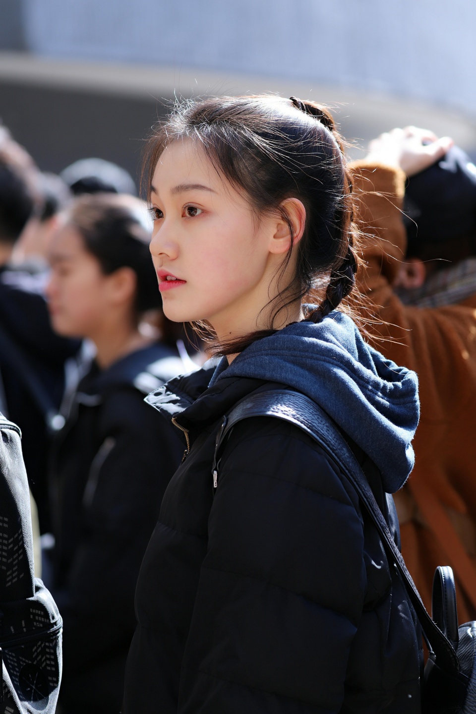 北电2018年艺考结束考生姑娘们颜值不输往届令网友印象深刻