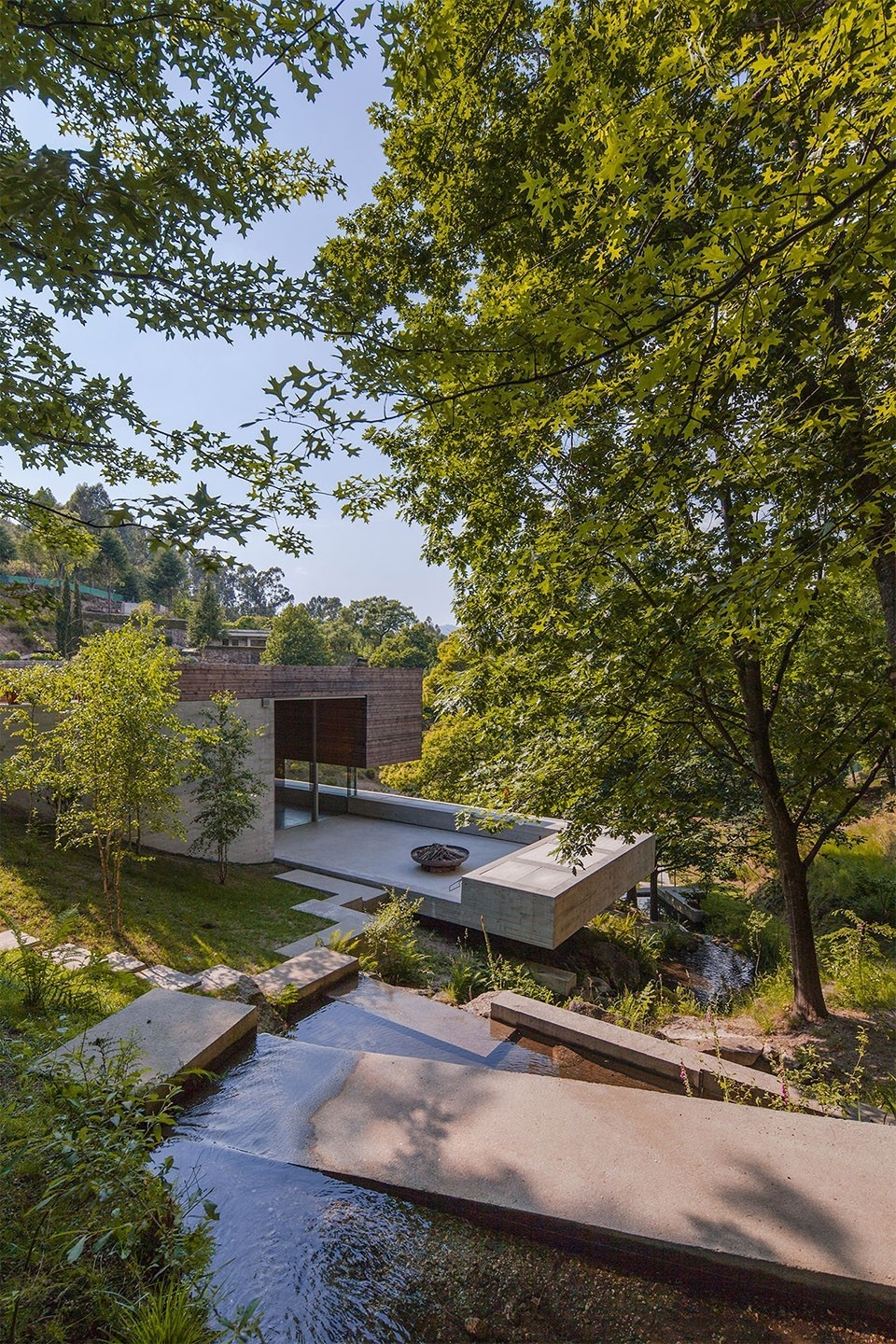 山谷里的别墅_新浪看点