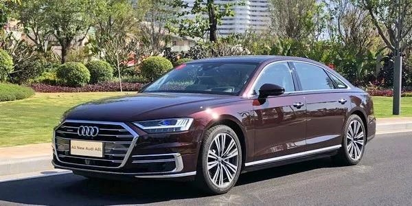 讲道理,它跟豪华旗舰只差一步距离?