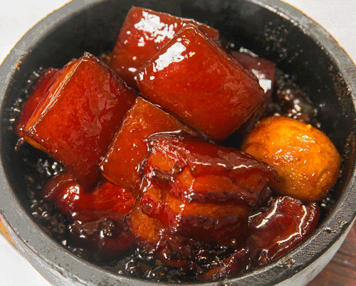 这家"妈妈饭馆"仅凭1块红烧肉,馋哭了无数上海小囡!