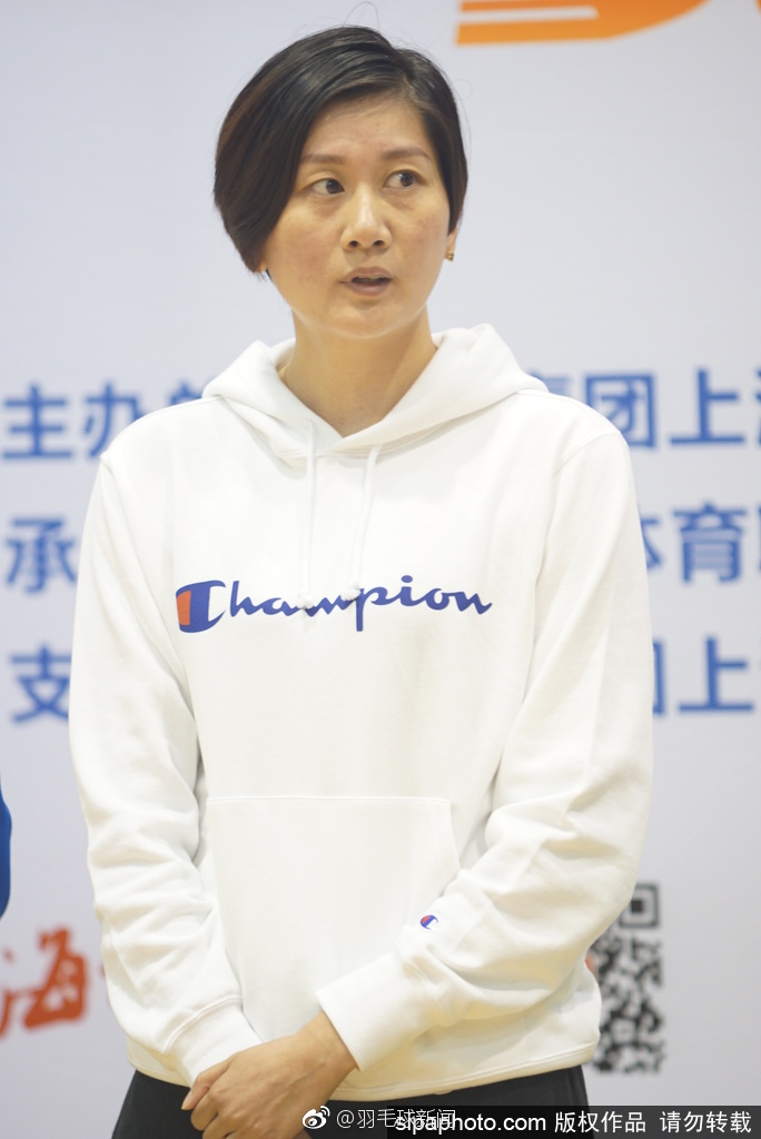 还记得羽毛球世界冠军朱琳吗