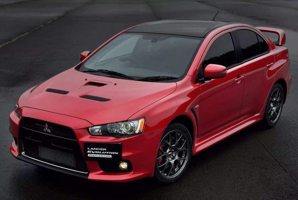 50万三菱evo当婚车遭嘲笑?伴娘:我男朋友凯美瑞都比你好!-新浪汽车