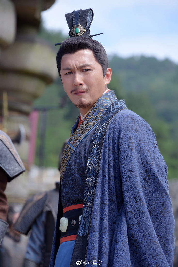 虽然也曾出演过一些收视率高的作品,像《青云志》,《活色生香》