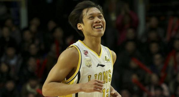 常规赛无敌的广厦,在关键时刻还是要靠36岁的侧翼天王!