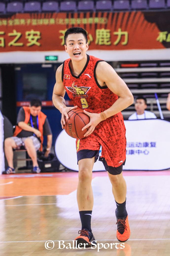 独家——对话姜宇星, 他会成为2018cba状元秀么?