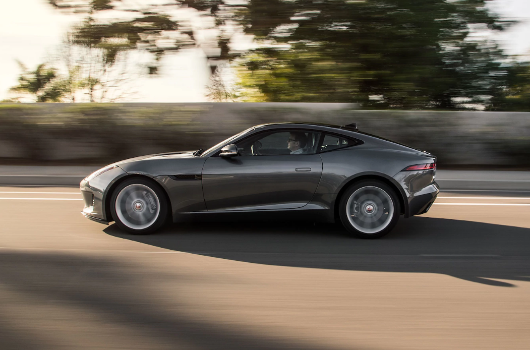 2018捷豹ftype涡轮-4第一次测试:出售的是最具吸引力的四缸跑车