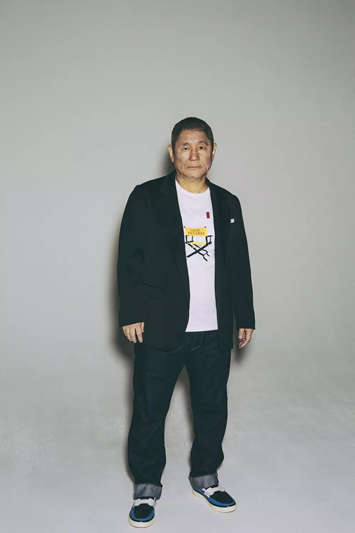 71岁的北野武开始卖衣服