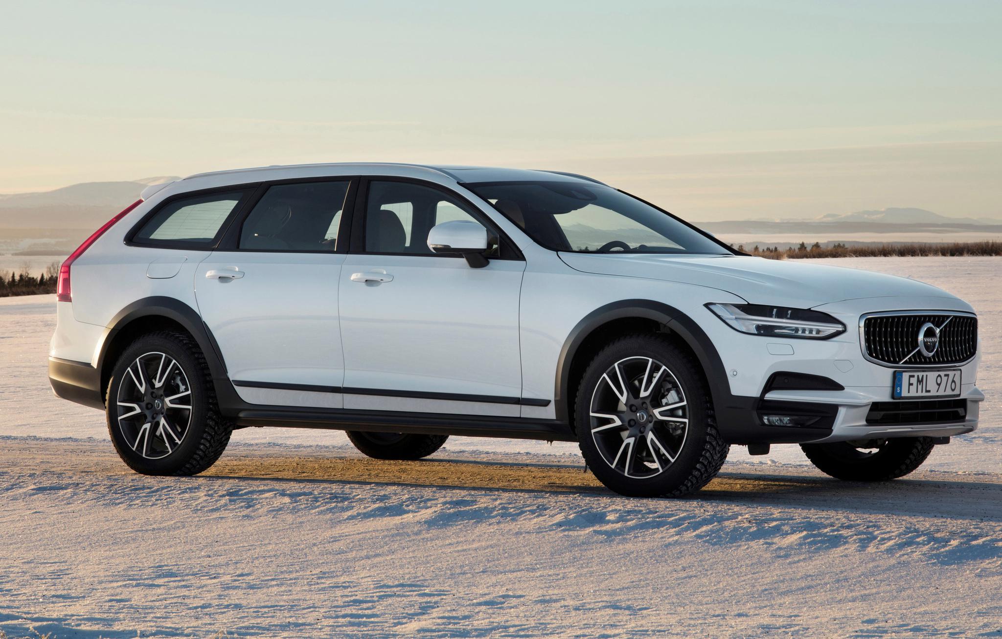 想买豪华旅行车又怕bba"烂大街"?陆上最安全旅行车了解一下!