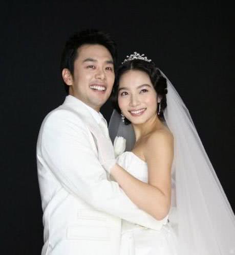 李敏英嫁入豪门结婚13天被丈夫砍断手指,怀孕被家暴流产