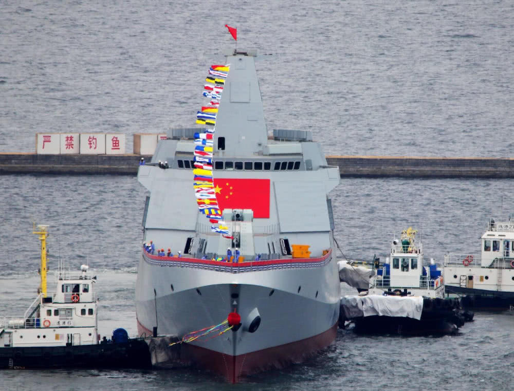 055d驱逐舰进入量产"快车道"!导弹更多,吨位更大