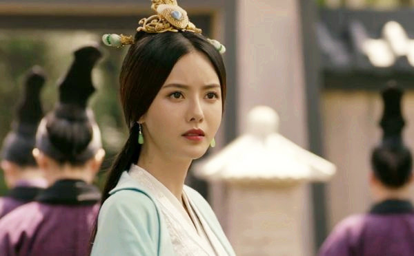 绝世美人甄宓,本来深受曹丕宠爱,但为何晚年却如此凄惨?