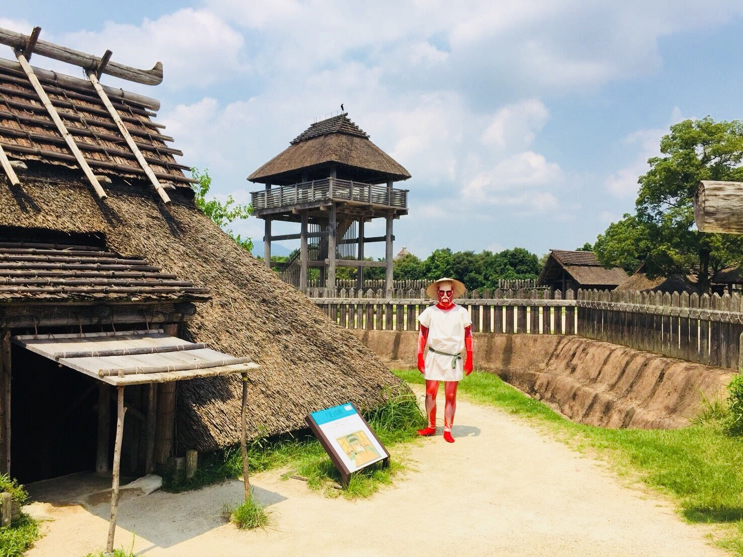 简介:在1986年被发现的日本弥生时代大规模环濠聚落的遗迹,位于佐贺县