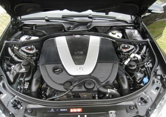 大众家族的12缸发动机是呈现w状的,故称为w12发动机