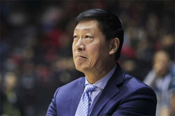 李秋平确认离任后何去何从球迷支招去山东带丁彦雨航夺冠