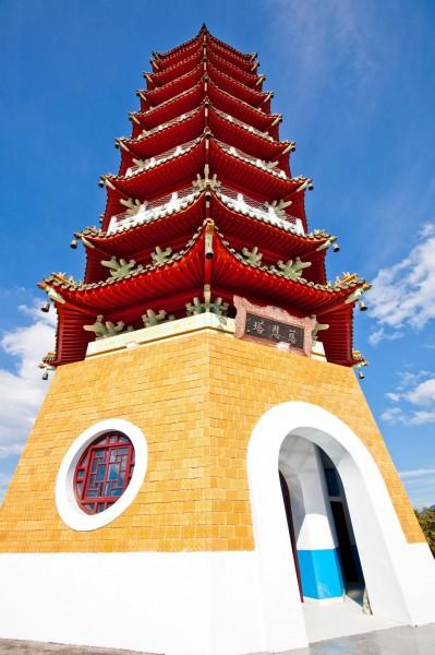 它是台湾省唯一的天然湖,也是台湾省最负盛名的风景区|文武庙|日月潭