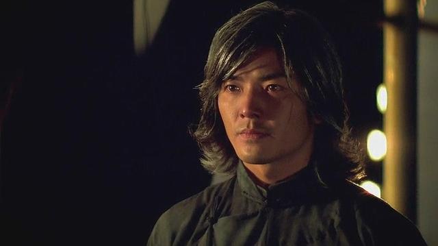 刀剑枪炮对决,内功轻功飞天,他饰演的《中华英雄》燃爆唐人街