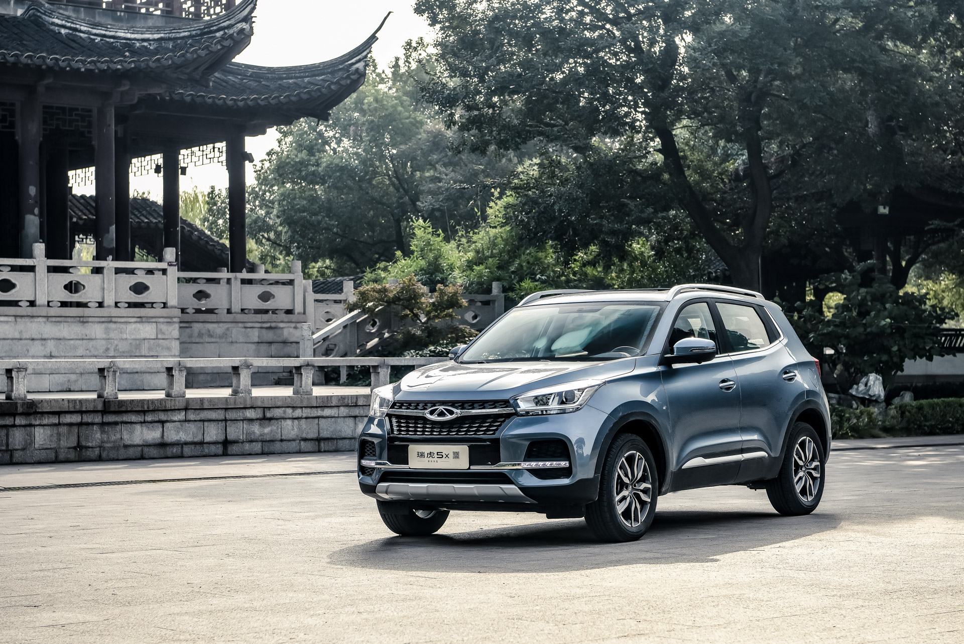 奇瑞瑞虎5x 1.5l,价格亲民,配置丰富还有黑科技加持