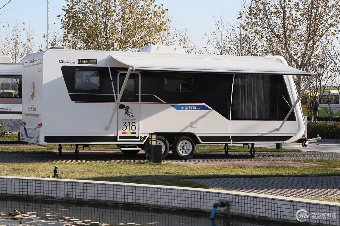 为室内设计师疯狂打call 凯伦宾威6款房车色彩搭配的真好