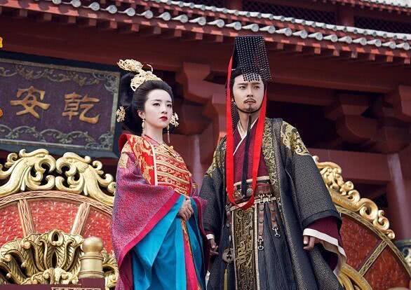 史上最幸福的皇后,皇帝为她解散后宫,但晚年却很凄凉