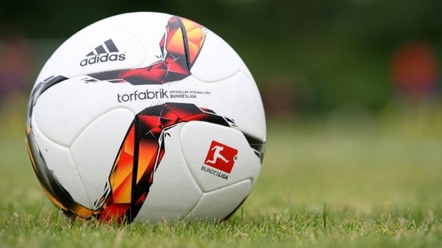 昆明少儿足球训练日志(三):由攻转守时该怎么做