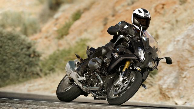 3秒——宝马r1200rs