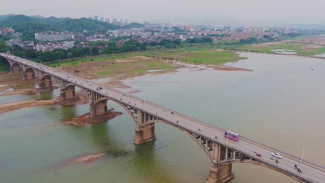 赣州这座桥,为何被称为赣州当之无愧的"网红桥"|西河|赣州|东河大桥