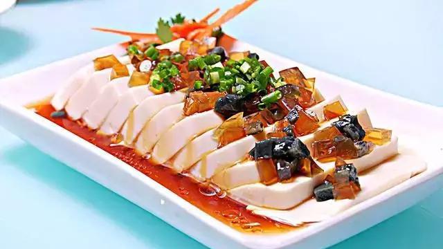 凉拌豆腐美食,夏季美食!