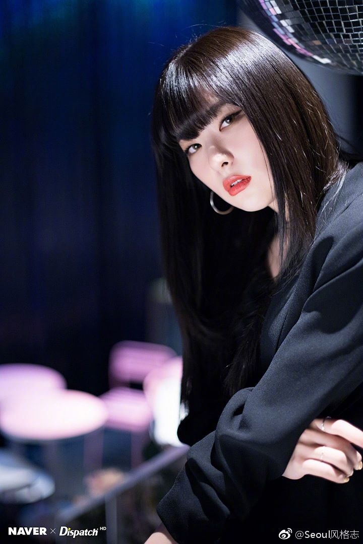 霸气酷女孩姜涩琪黑色和她太搭了