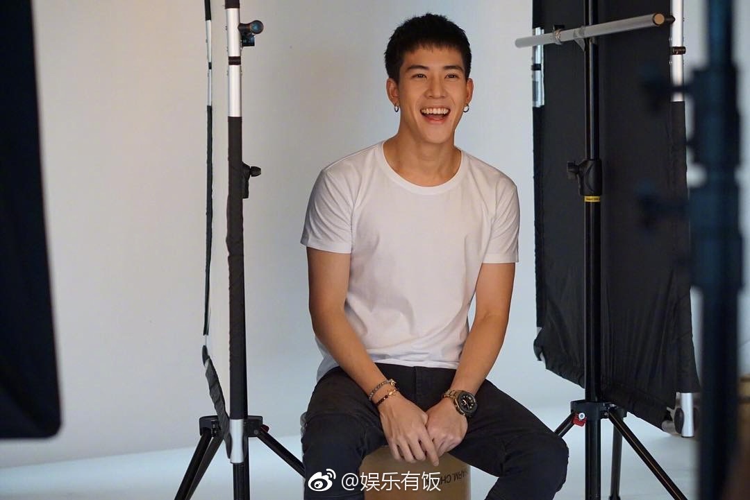 查了一下主演阵容,pattie,bank,泰国华裔男星victor郑逸祥,都是人气