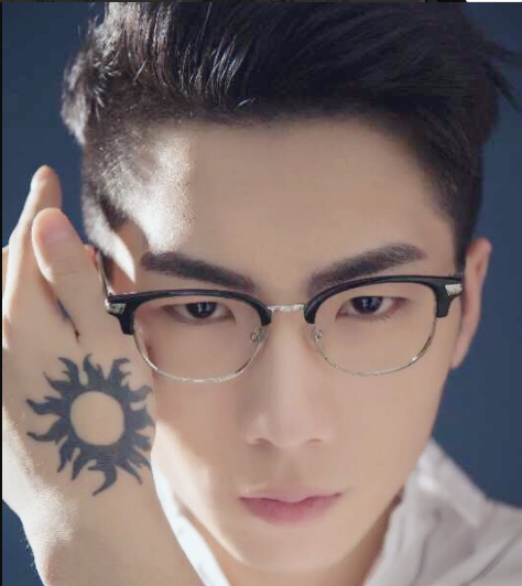 绝地求生主播抠脚样与无双加入boy战队,网友:boy成钢枪队了?