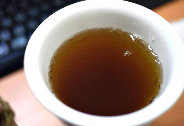 自制黑枣汁 无论是久坐办公室导致消化不良,年节聚餐之后需要清肠解腻