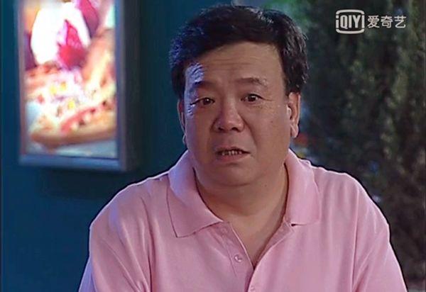 他曾是《家有儿女》中的胡一统,如今在这部剧中演配角无人识!
