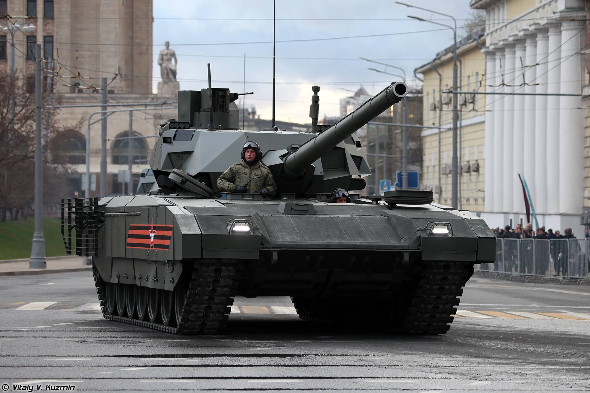 t14与m1a2改型谁更强?艾布拉姆斯有一点点优势?