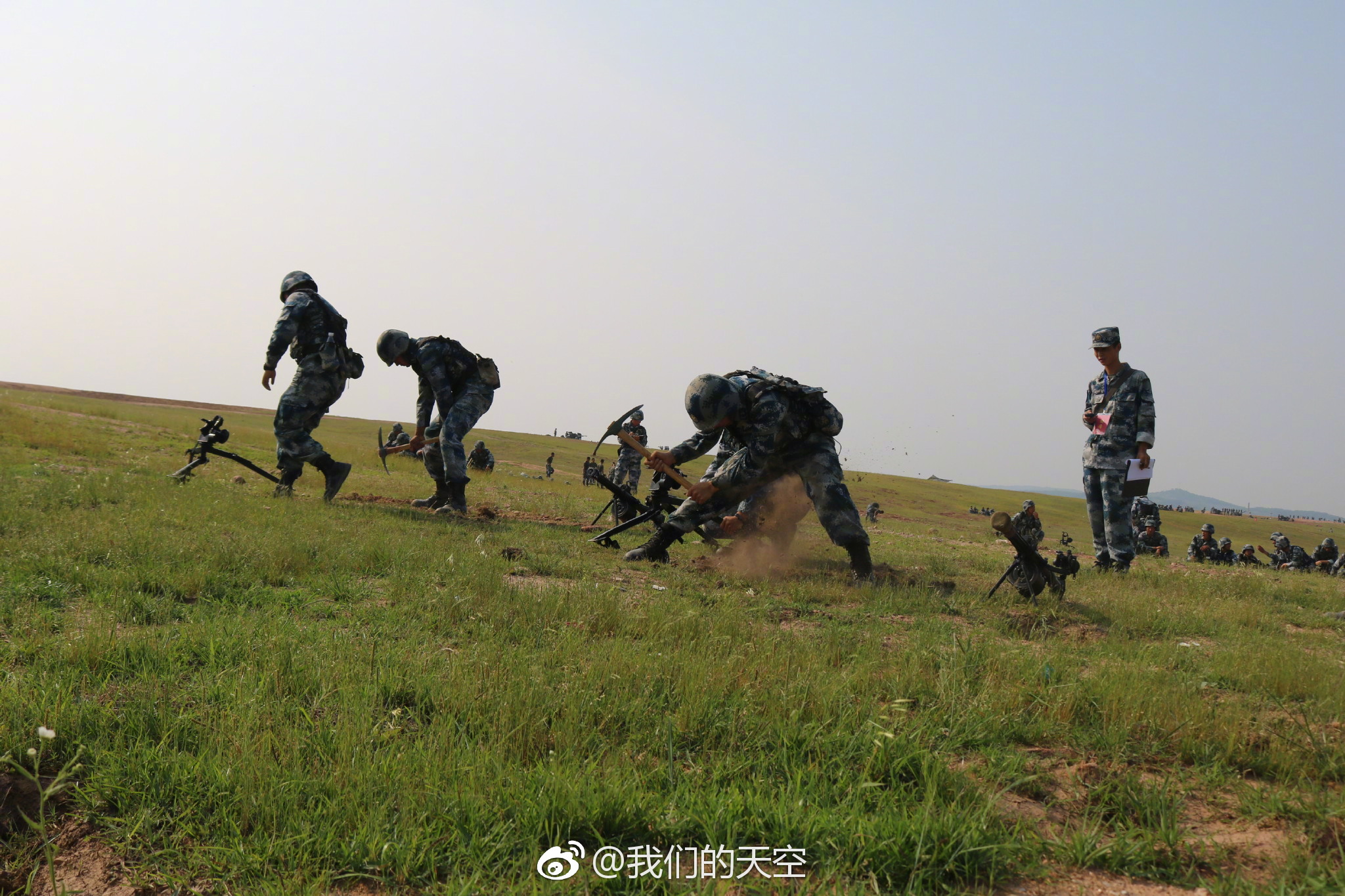 中国炮兵,战无不胜!我是中国炮兵,我为祖国安宁代言!|炮兵|祖国|安宁|中国_新浪新闻