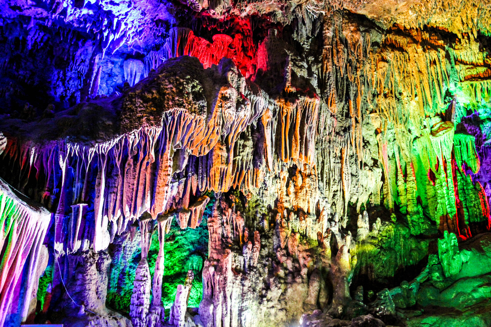 桂林银子岩无比壮丽的溶洞奇观最美的山水真的在中国