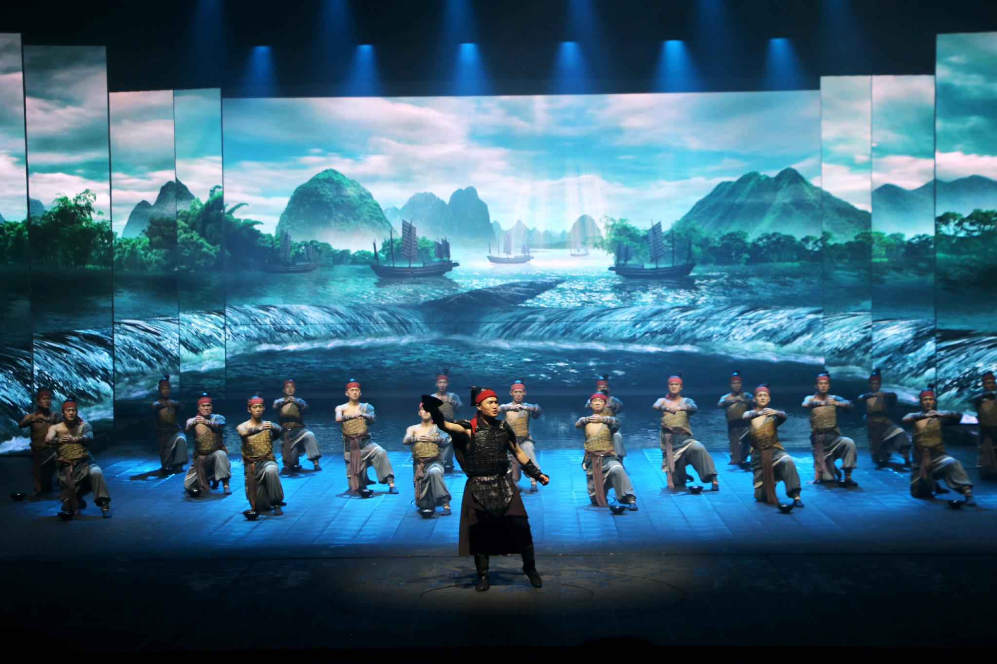 桂林山水甲天下,阳朔山水甲桂林.大型歌舞《桂林千古情》