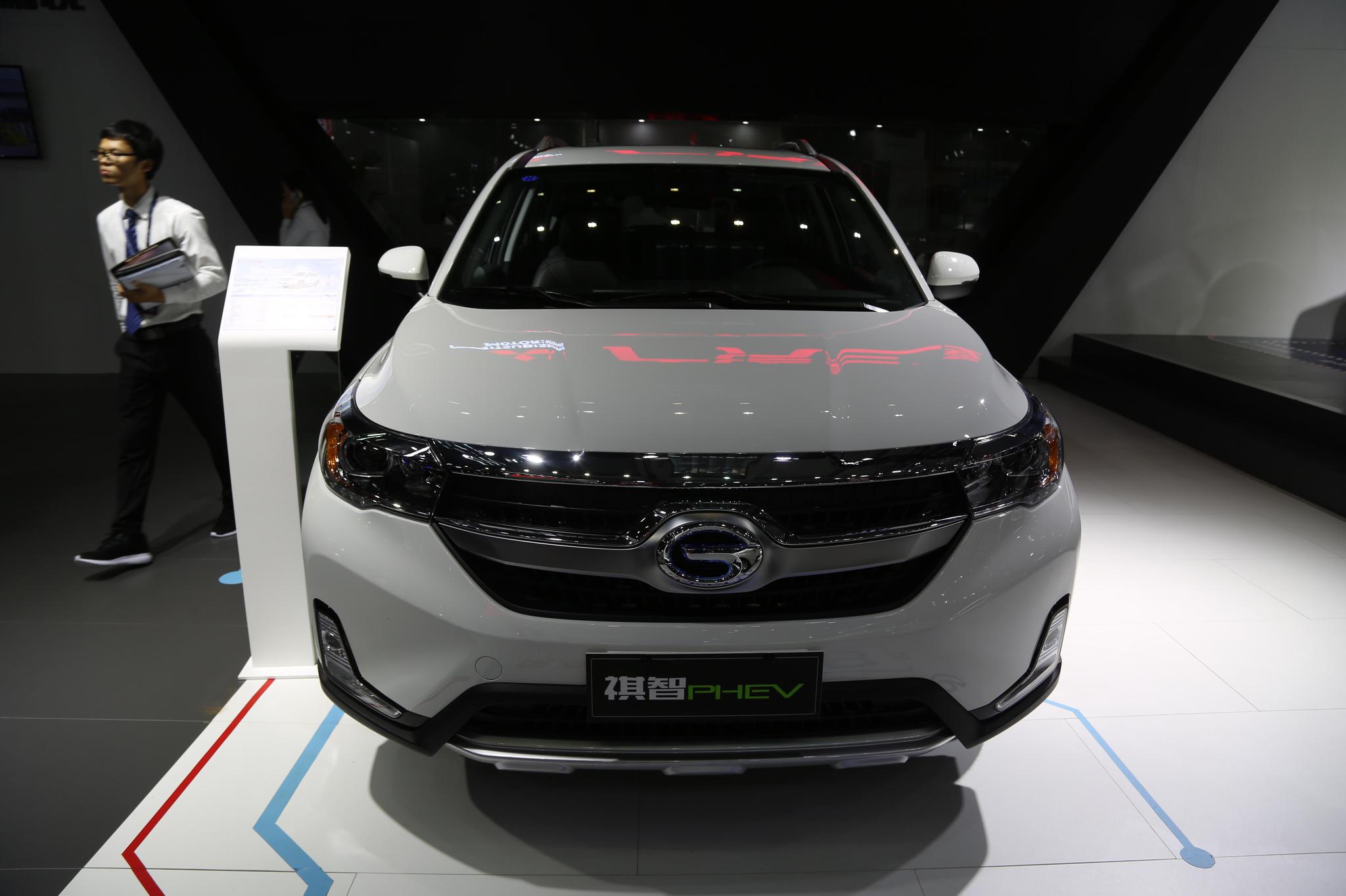 广汽三菱-2019款祺智phev 合资插电suv,车展实拍!