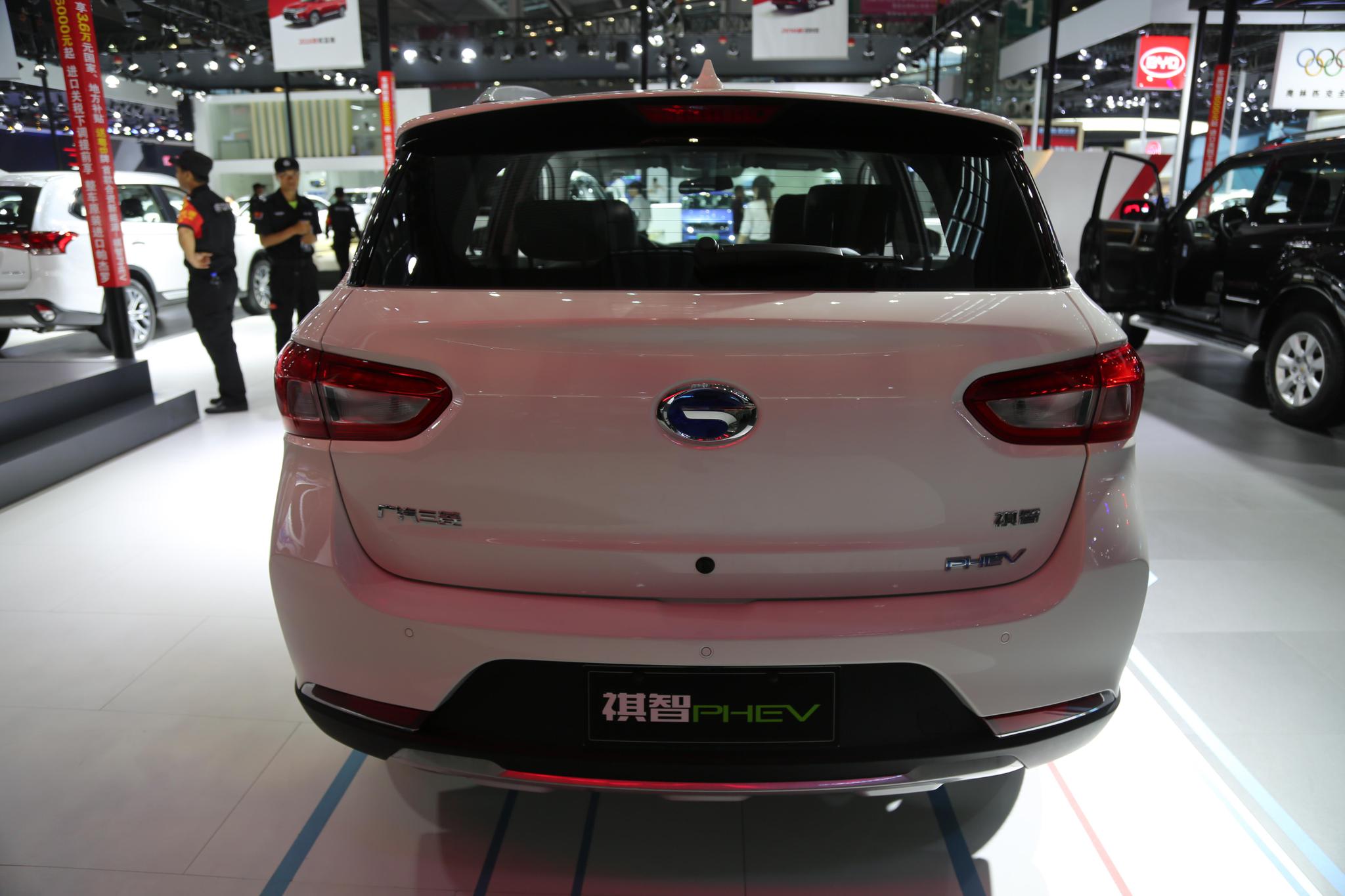 广汽三菱-2019款祺智phev 合资插电suv,车展实拍!