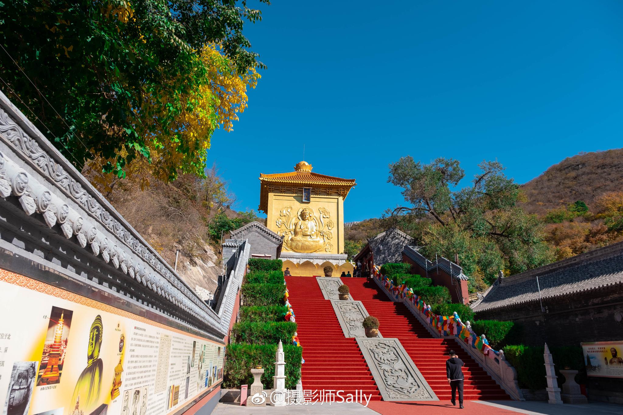 文化名城,华夏文明的起源地,世界古生物化石的宝库,东方佛都,三燕古都