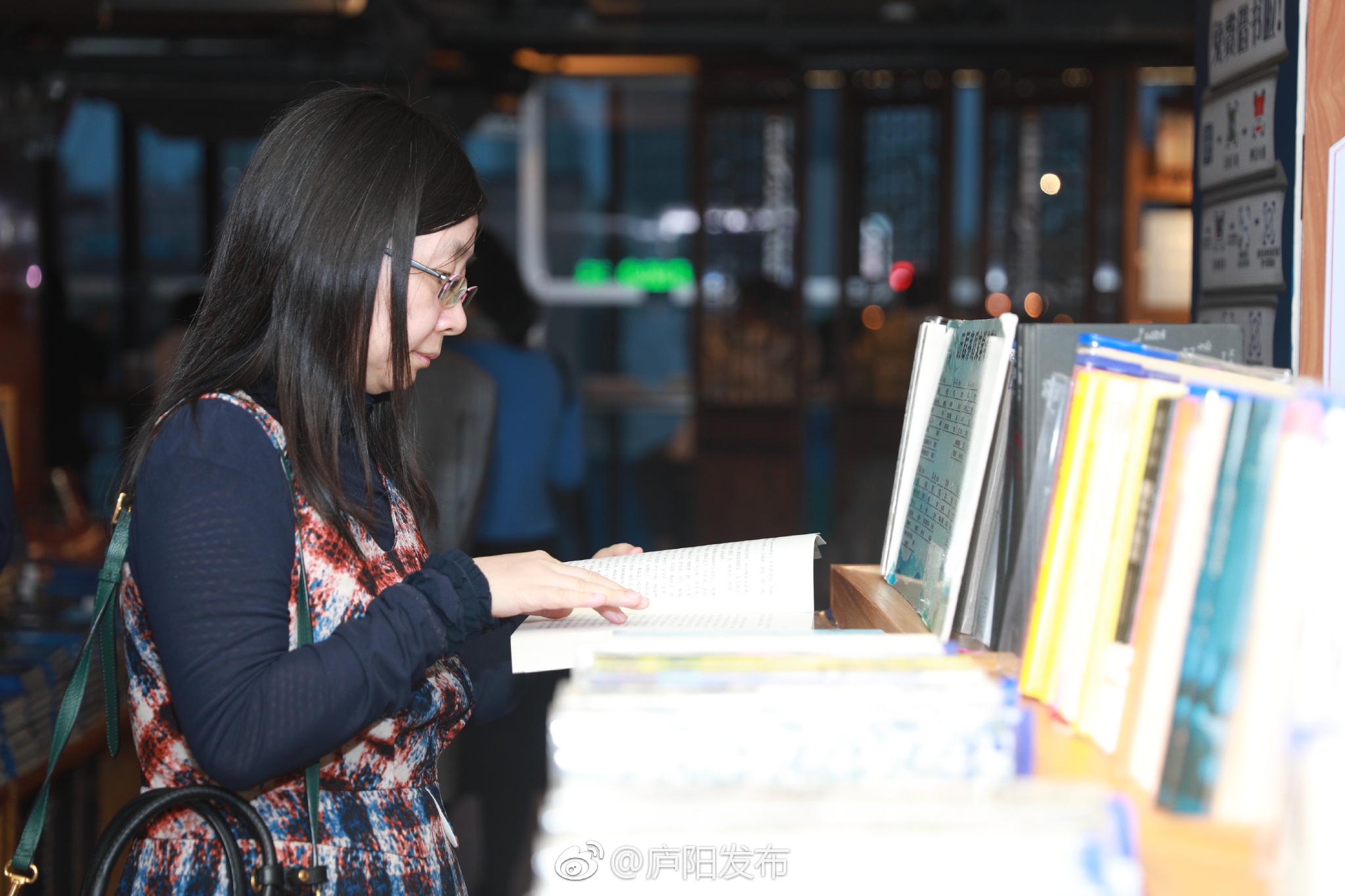 365天不打烊为读书人24小时点灯老城书香气息浓