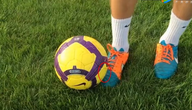 外脚背射门的实用技巧