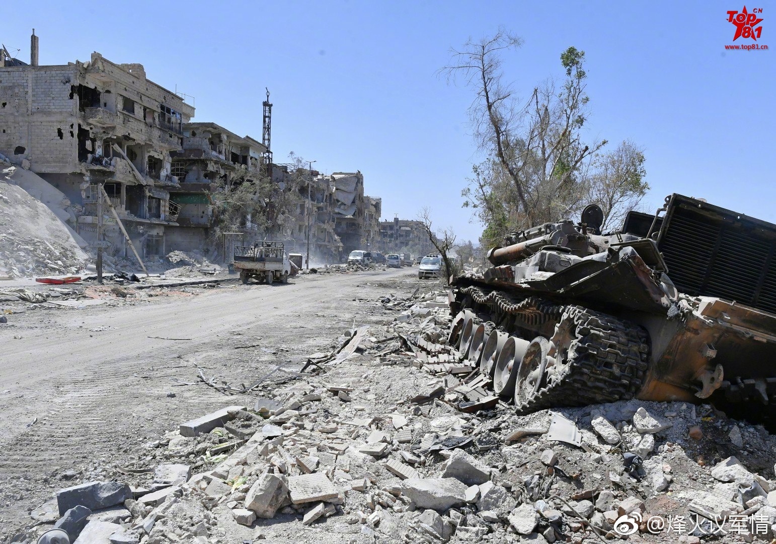 叙利亚政府军解放耶尔穆克,只剩下一片废墟.