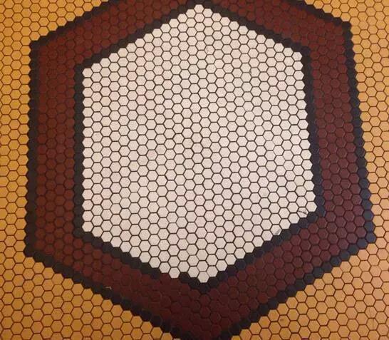 8张强迫症看了难受的照片,图8若能一眼看出问题,怕是病入膏肓了