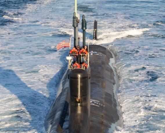 美核潜艇紧急上浮却遭意外, 失败演习变"真事故"