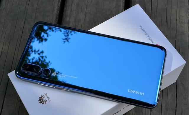 华为p20pro图赏简评邂逅一抹诱惑的宝石蓝